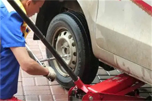 乌尔禾区附近拖车24小时服务热线电话